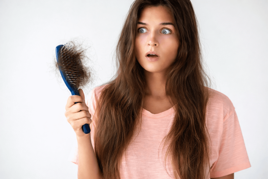 Combien de cheveux perd-on par jour ?