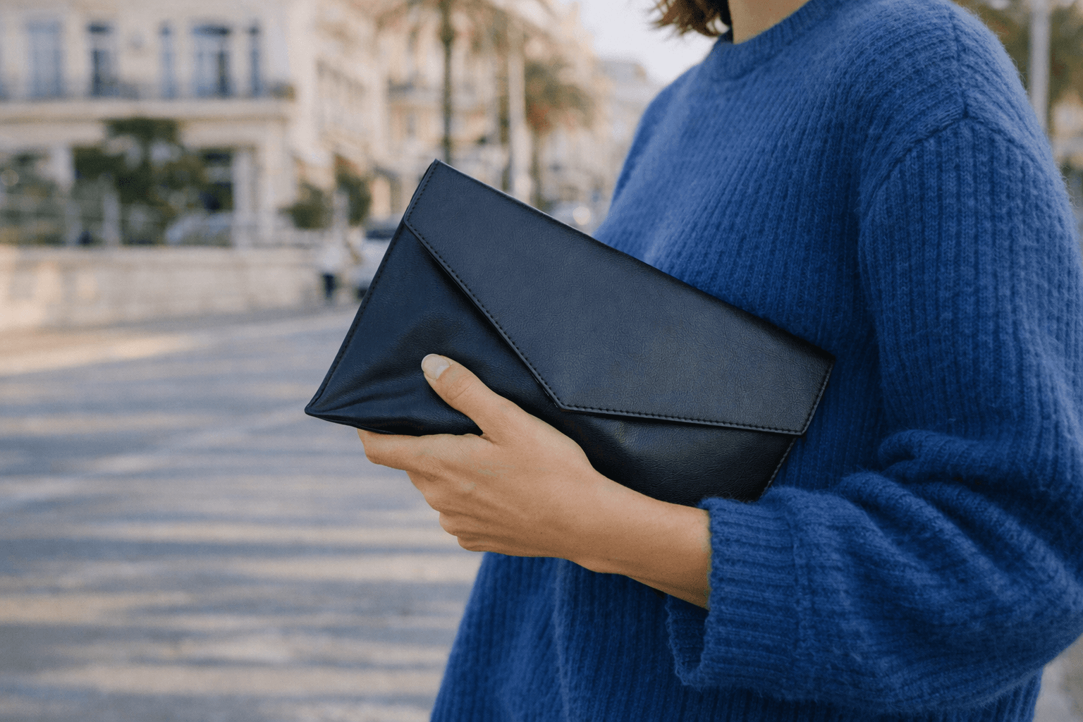 Pochette : le guide complet pour bien la choisir, la porter et l’associer selon les occasions