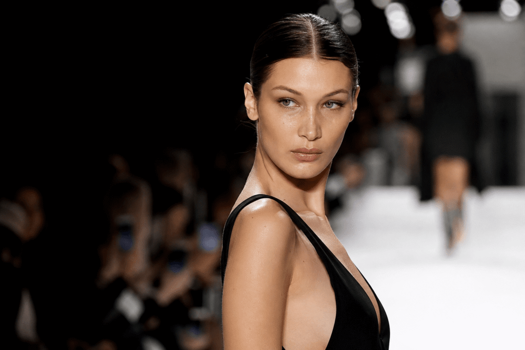 Top modèle femme