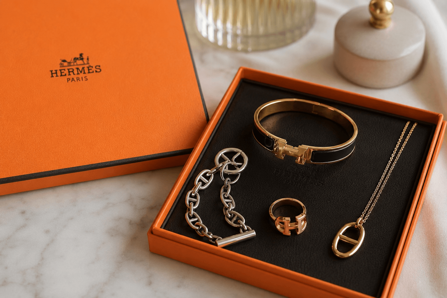 Bijou Hermès Femme : Guide Complet pour Choisir un Bijou Élégant et Intemporel