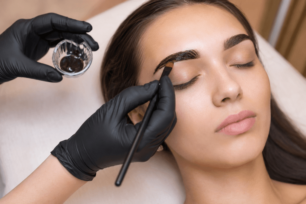 Teinture sourcils