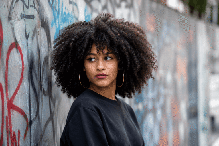 Coupe afro femme